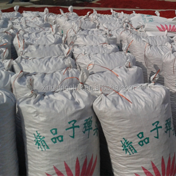 A fábrica dos produtos das ervas das especiarias em China fornece a pimenta vermelha seca