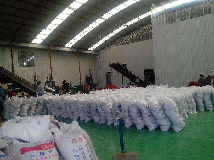 A fábrica das especiarias do preço baixo desidratou o pimentão de Yidu a paprika doce