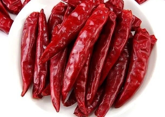 Pimentões vermelhos 100% puros e secos com sabor forte e picante
